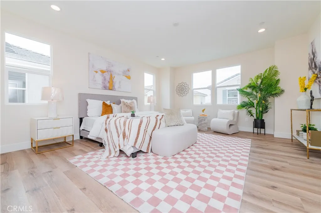 11237 Gladhill Road 11, Whittier, California 90604 home-pic-16